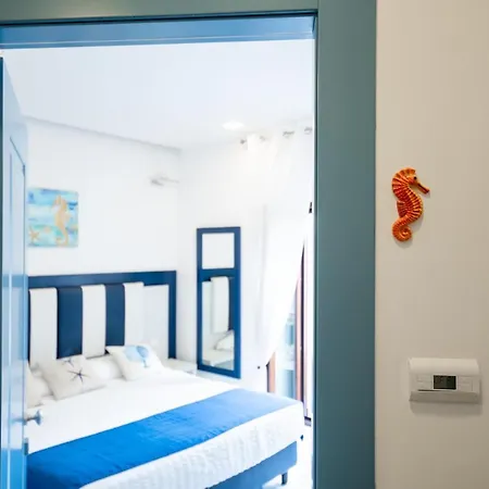 Bed and breakfast Costa Blu 4*