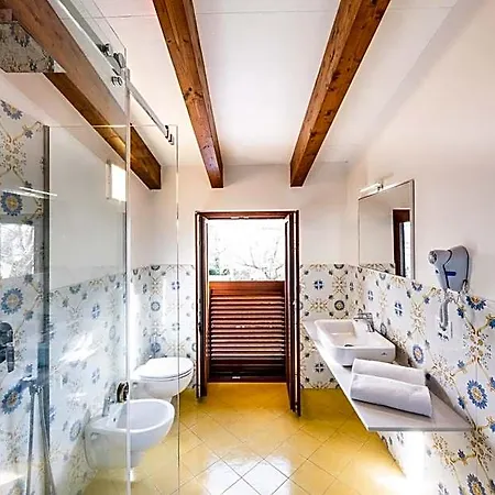 Oda ve Kahvaltı Costa Blu Agerola